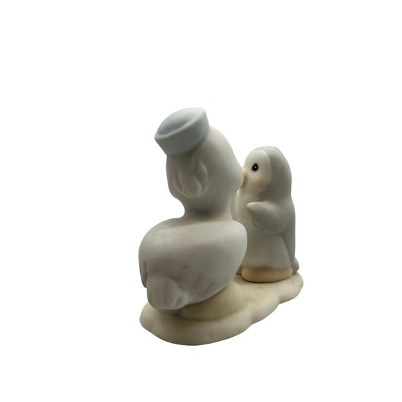 Precious Moments Figurine Birthday Club Yer A Pel-i-can Count On Pelican BC942 - Picture 10 of 14